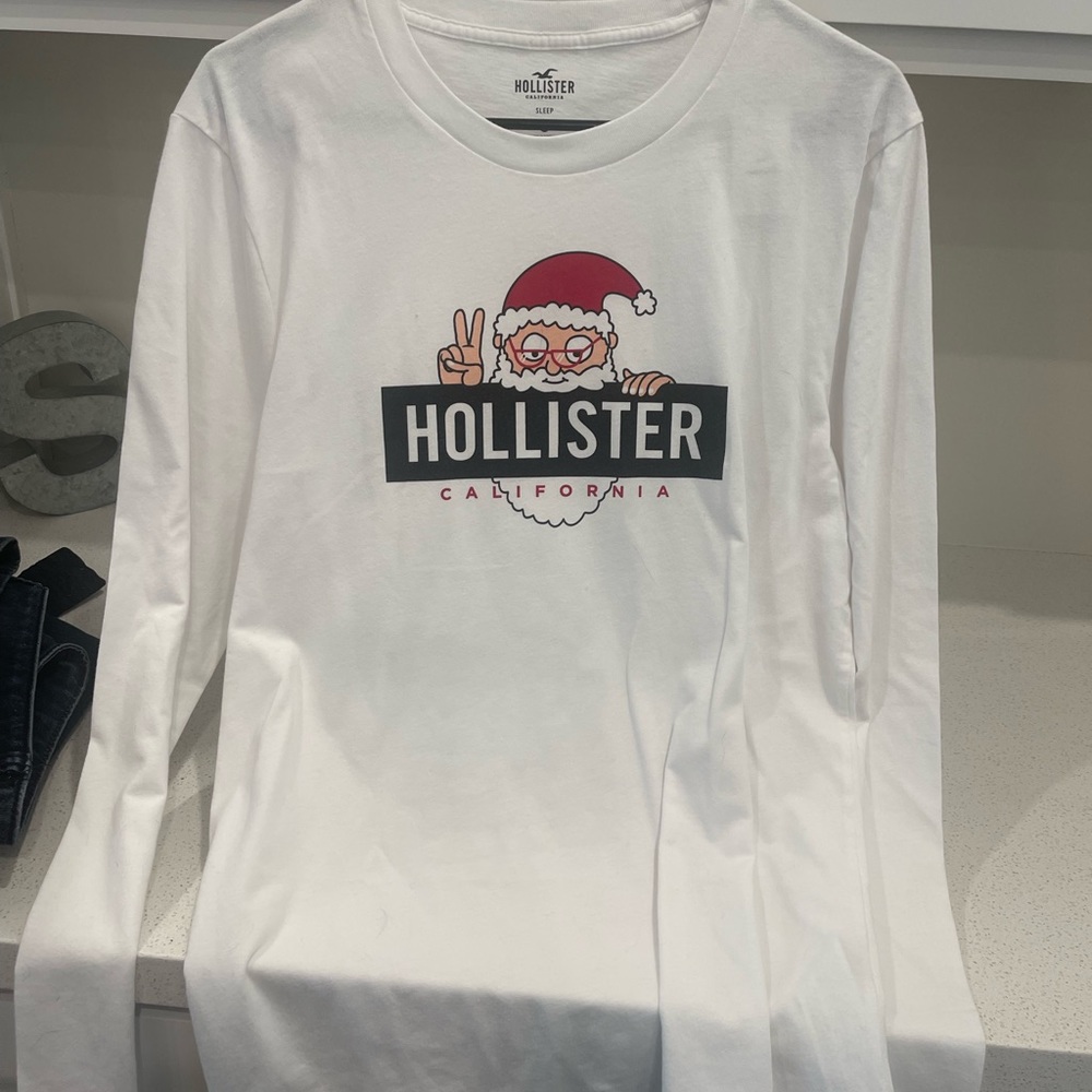 Hollister T Shirt for Holidays